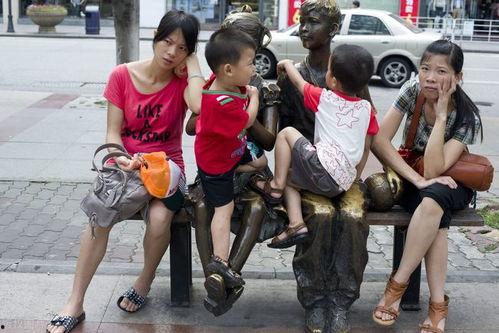 东莞女吃瓜,揭秘网络热议背后的真相与反思